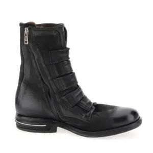 Gia Boot