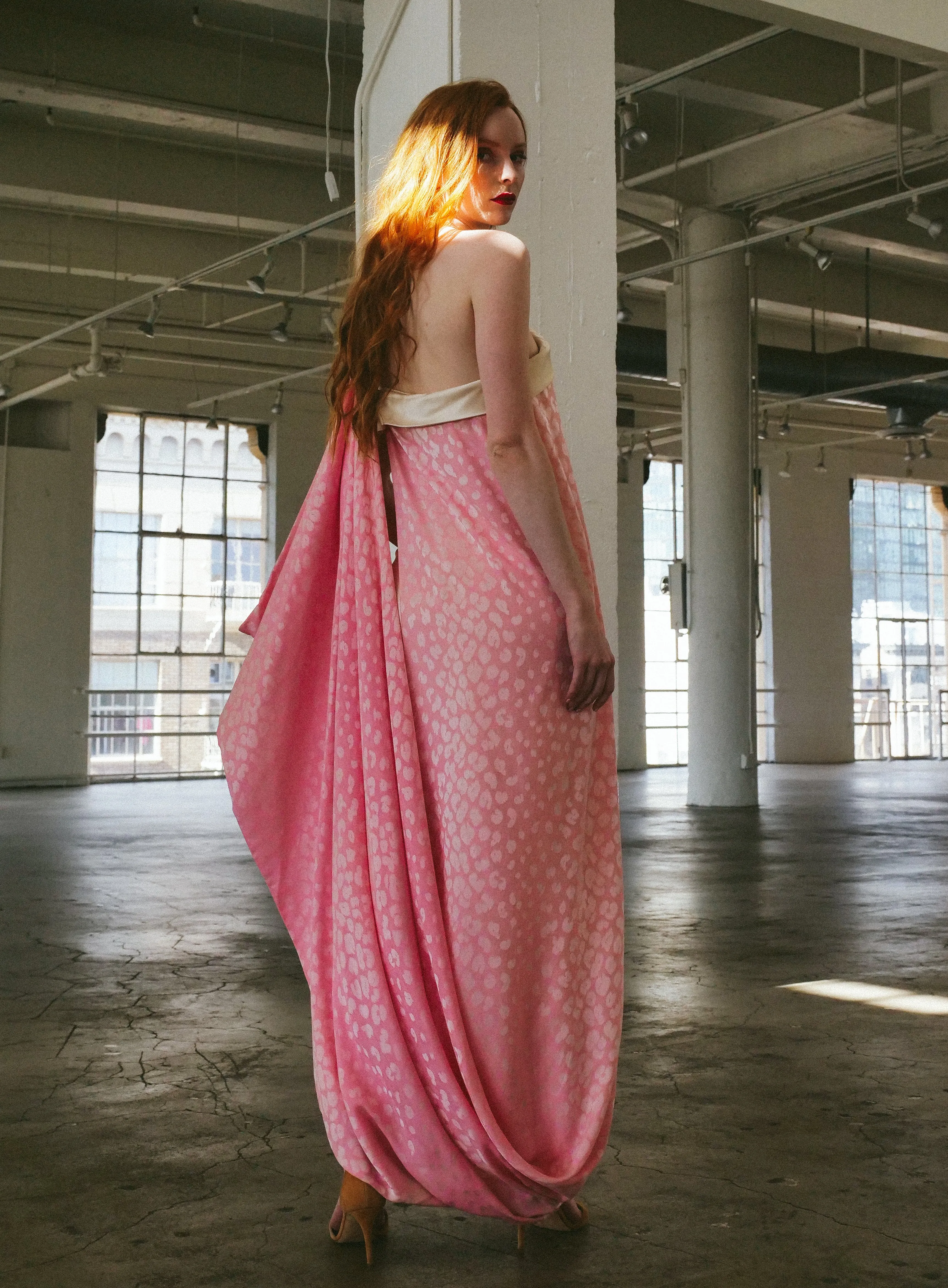 Jacqueline de Ribes Pink Leopard Jacquard Silk Gown